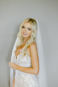 Hairstyle and makeup for a bride by Bridal Glam team and Rebeca Ochoa ...